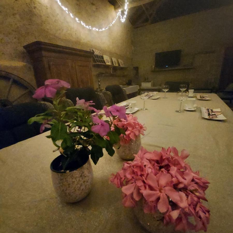 Bed and Breakfast Les Trois L Gindou Esterno foto